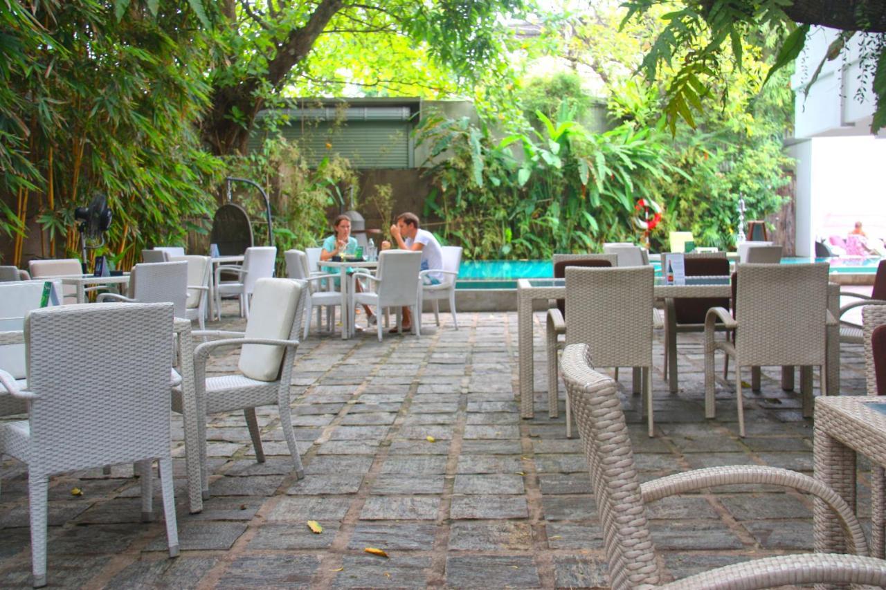 Colombo Court Hotel & Spa Bagian luar foto