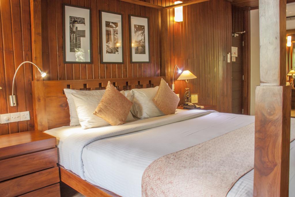 Colombo Court Hotel & Spa Bagian luar foto