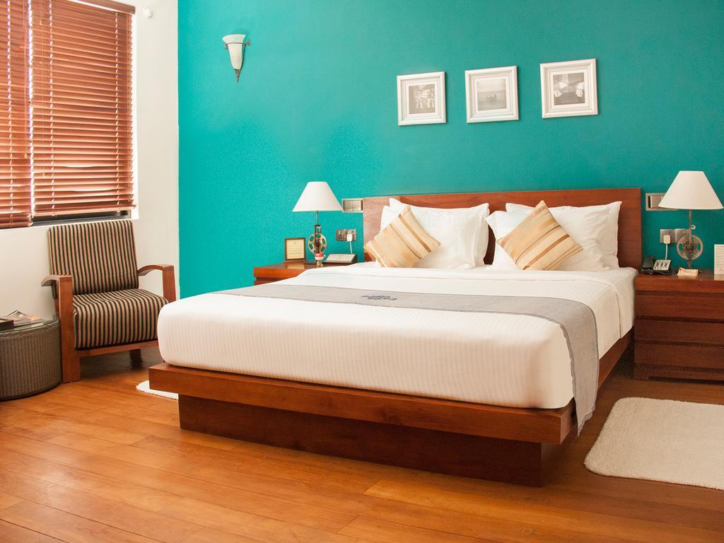 Colombo Court Hotel & Spa Bagian luar foto