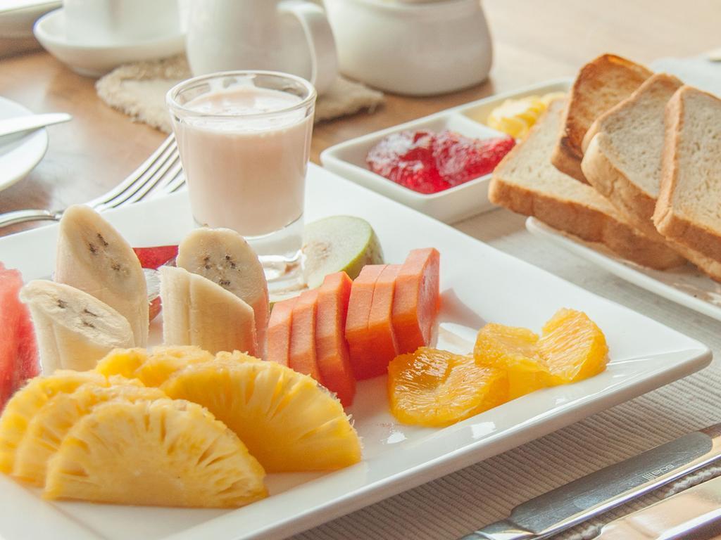 Colombo Court Hotel & Spa Bagian luar foto