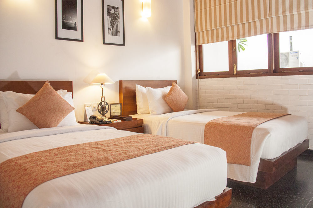 Colombo Court Hotel & Spa Bagian luar foto